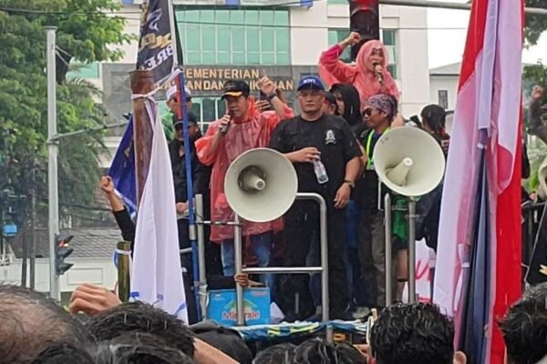 Aksi Damai Nelayan Desak Perubahan Kebijakan KKP di Jakarta