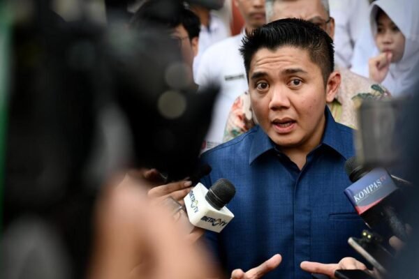 Kebijakan Baru: Insentif Guru Honorer Naik Jadi Rp 400 Ribu